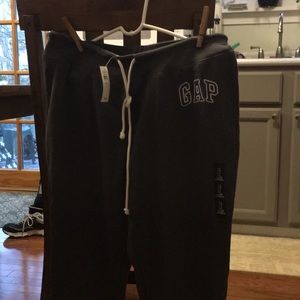 Women’s Gap sweatpants